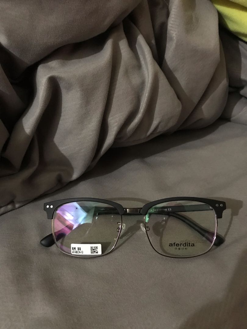 MOG Korean Spectacles Frame, Luxury, Accessories on Carousell