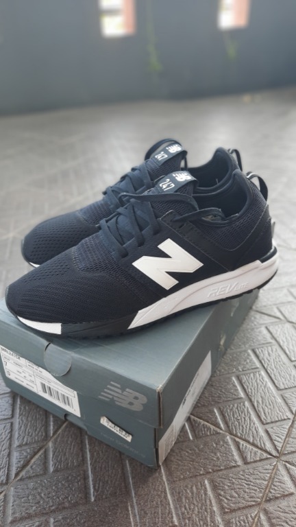 New balance 247 revlite top black
