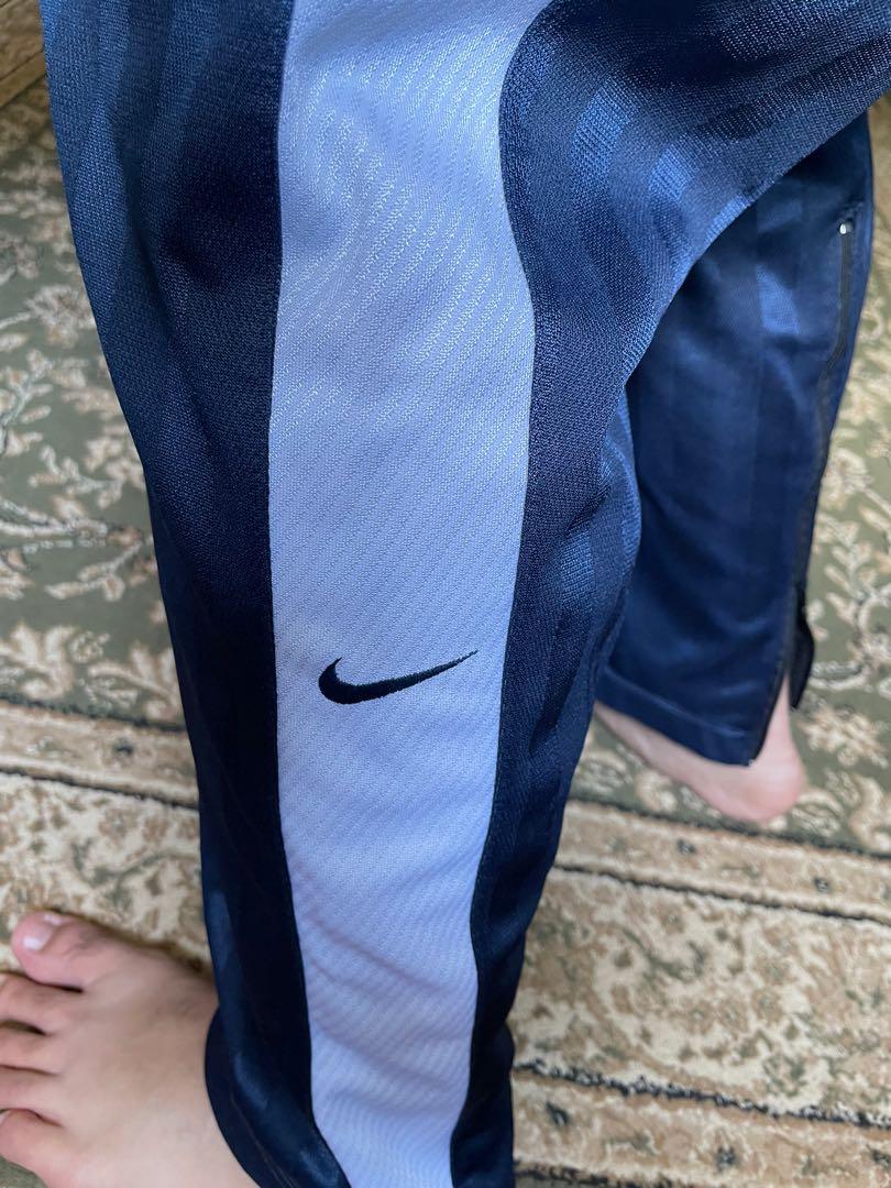 Nike Joggers, Men's Fashion, Bottoms, Joggers on Carousell
