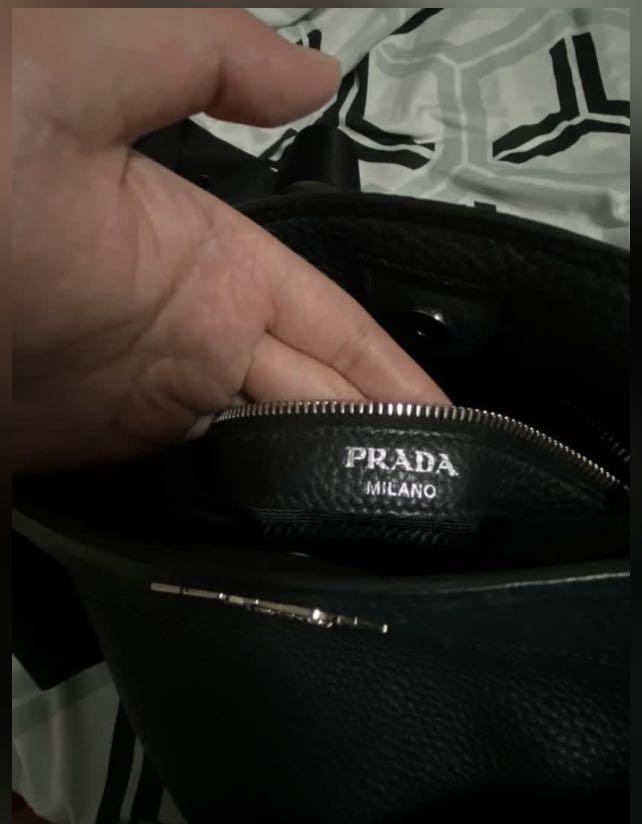 Prada vitello daino bucket discount bag