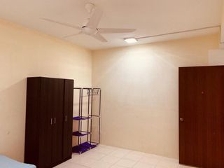 (Category: ) located in . Submitted by ammardaus (Listing ID 1090560493, Image 1). Description: .