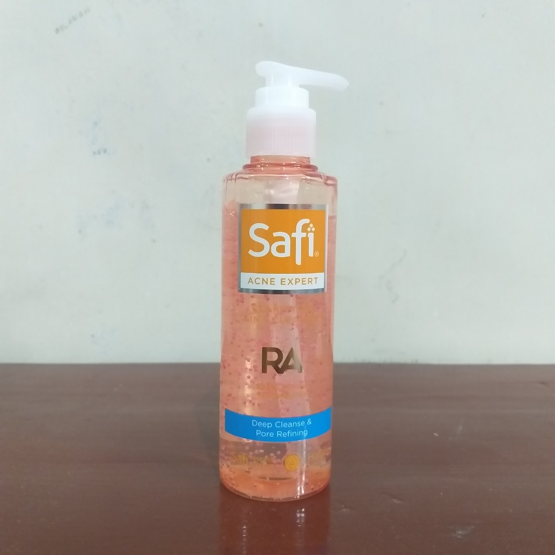 Safi Acne Expert Clarifying 2in1 Cleanser Kesehatan Kecantikan Kulit Sabun Tubuh Di Carousell