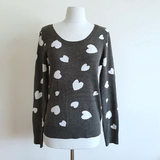 (Category: ) located in . Submitted by new-and-preloved (Listing ID 1090648199, Image 1). Description: .