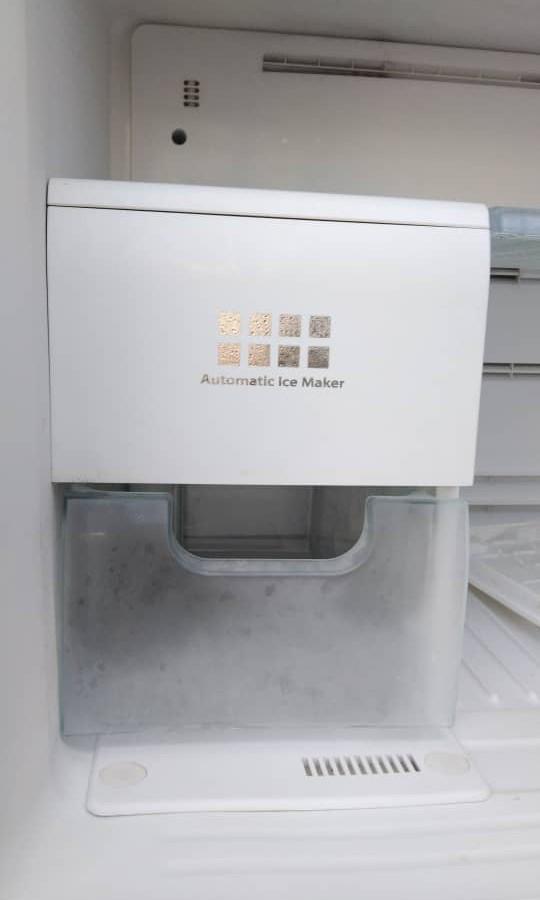 Toshiba Inverter automatic Ice maker, TV & Home Appliances, Kitchen