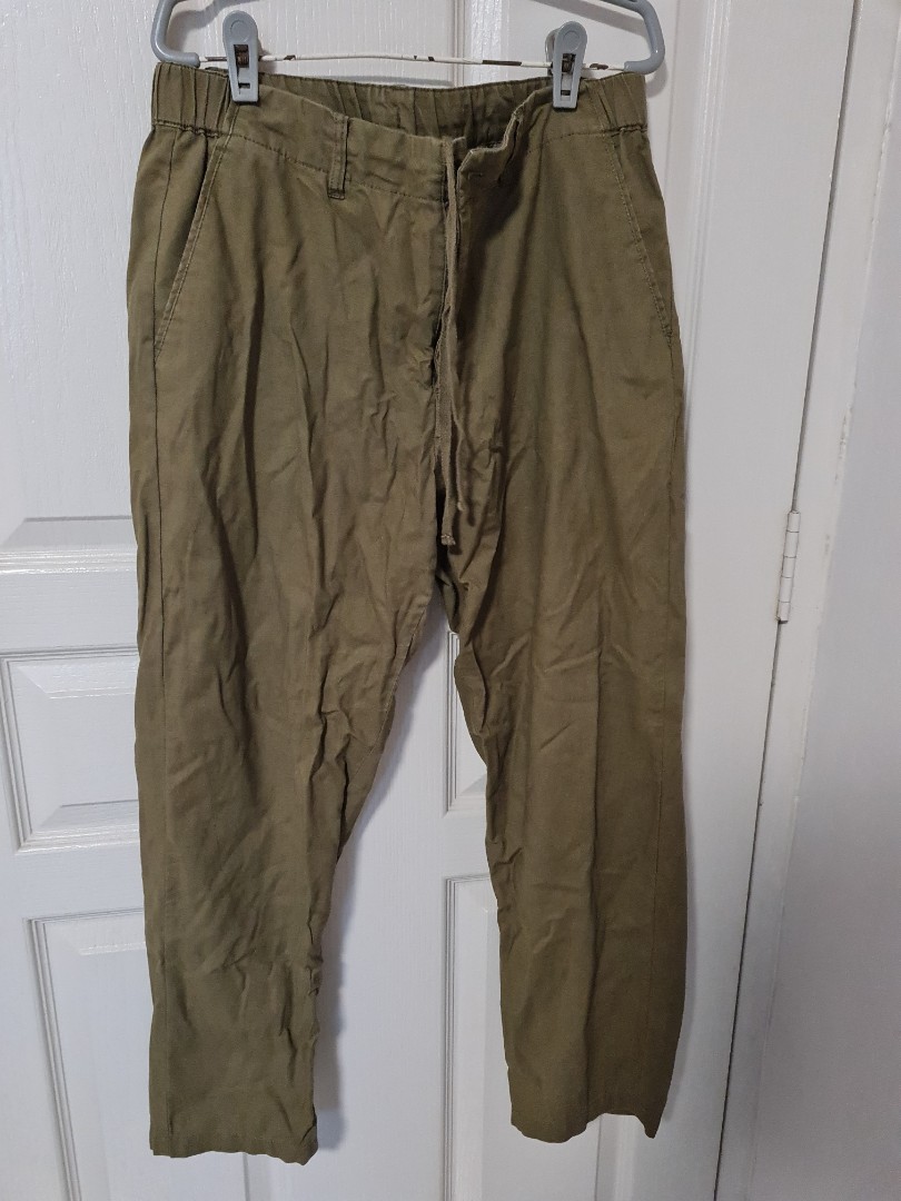 Uniqlo Army Green Pants, Women's Fashion, Bottoms, Other Bottoms on ...
