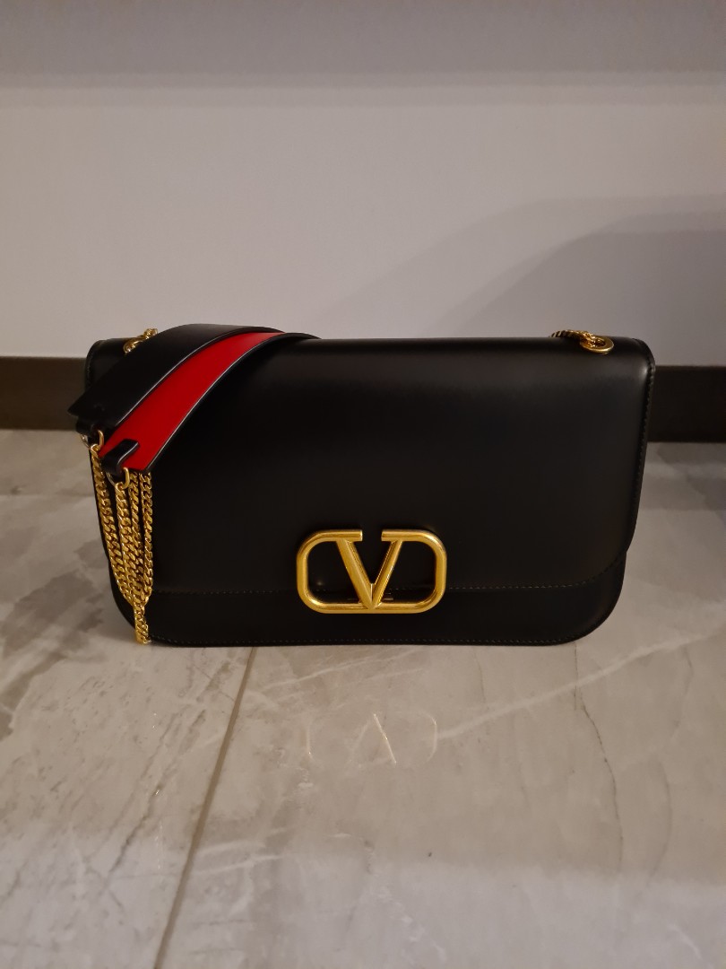 Valentino v lock bag outlet