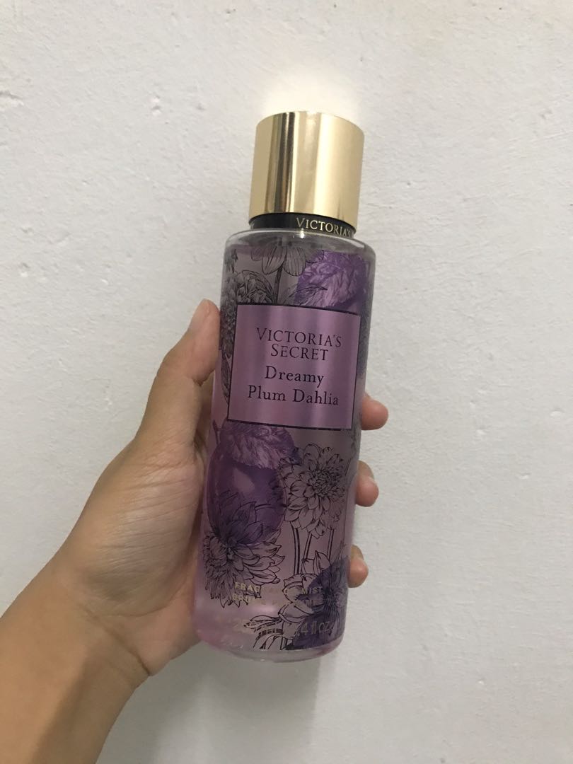 Victoria s Secret Dreamy Plum Dahlia 2024 favors