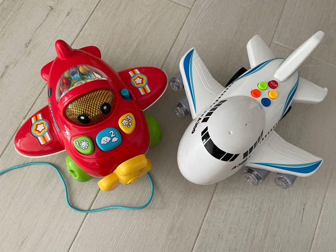 Pull and pop aeroplane shop