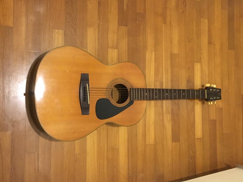 Yamaha FG 75 Folk Guitar, best sounding guitar, Hobbies ...