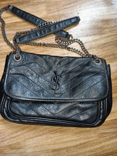 (Category: ) located in . Submitted by llittleshopp (Listing ID 1090562713, Image 1). Description: .