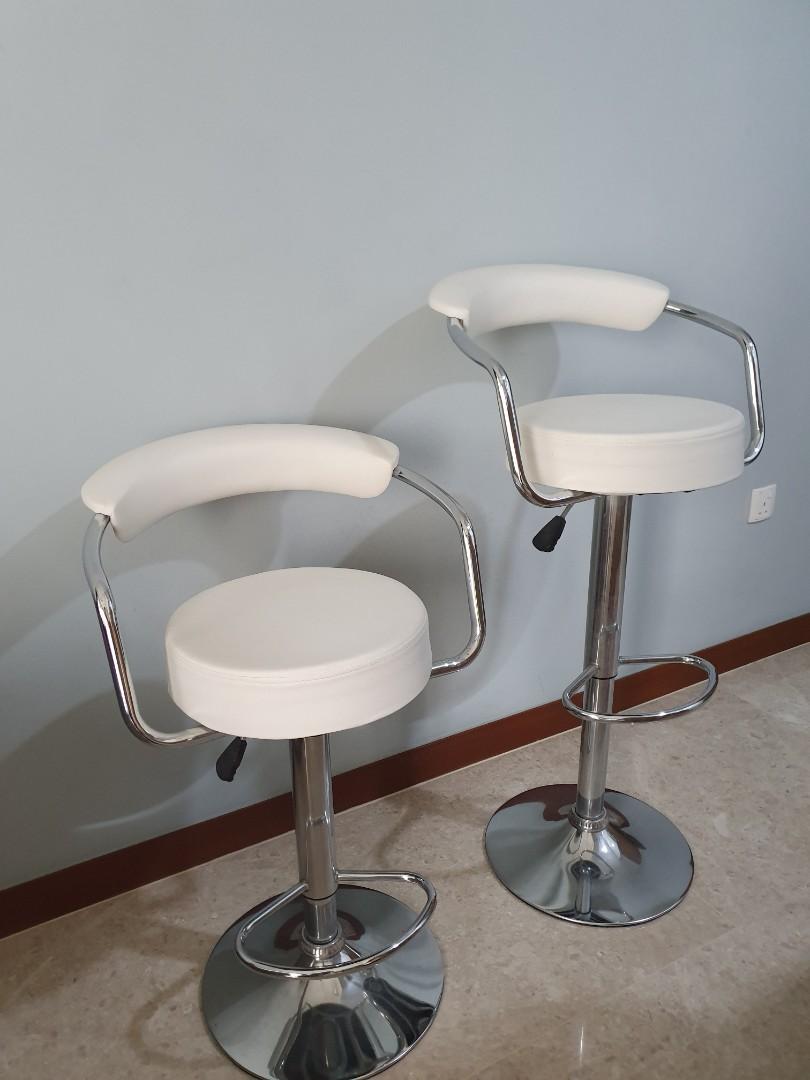 2x Bar Stools For Sale