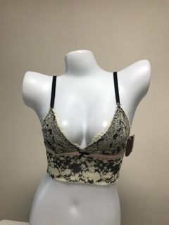 （分類：）位於 。 由 lingerie.to.be.u 提交（商品編號 1090798360，圖片 1）。簡介： 。