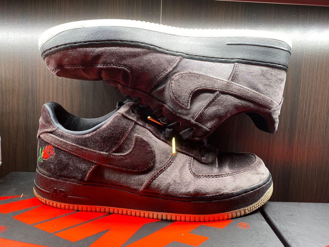 Nike velvet rose best sale