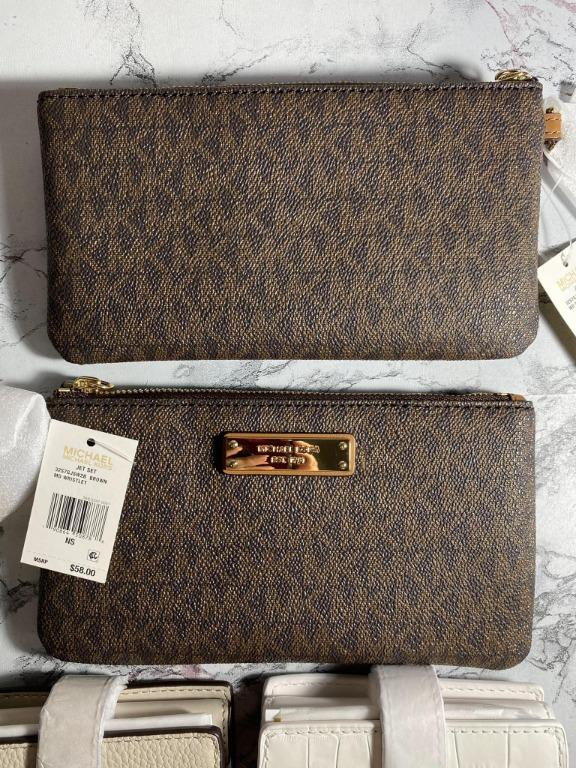 AUTHENTIC Michael Kors Signature Jet Set Item Medium Wristlet in Brown/Gold  - ORIGINAL, US IMPORTED, Women's Fashion, Bags & Wallets, Wallets & Card  holders on Carousell