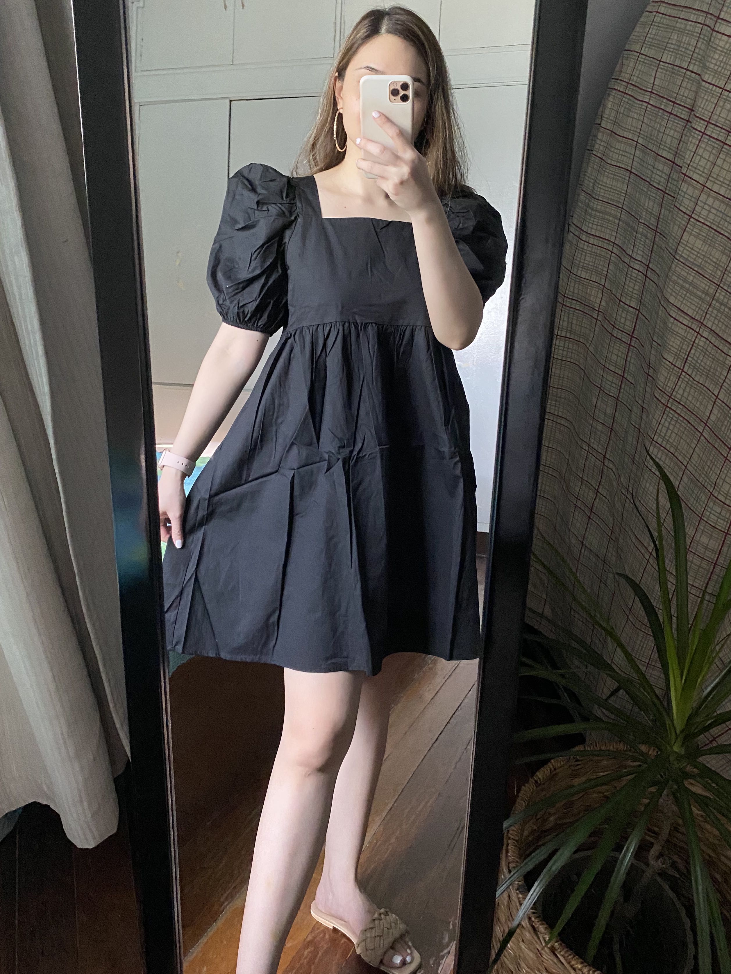 black puff sleeve dress