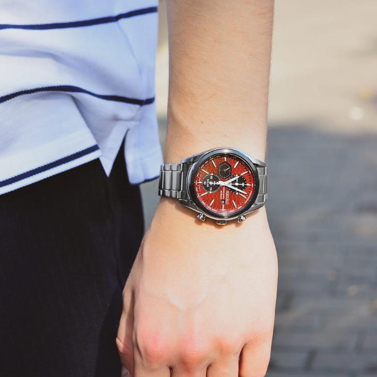 BNIB Seiko SSC771P1 SSC771P SSC771 Chronograph Quartz Red Dial