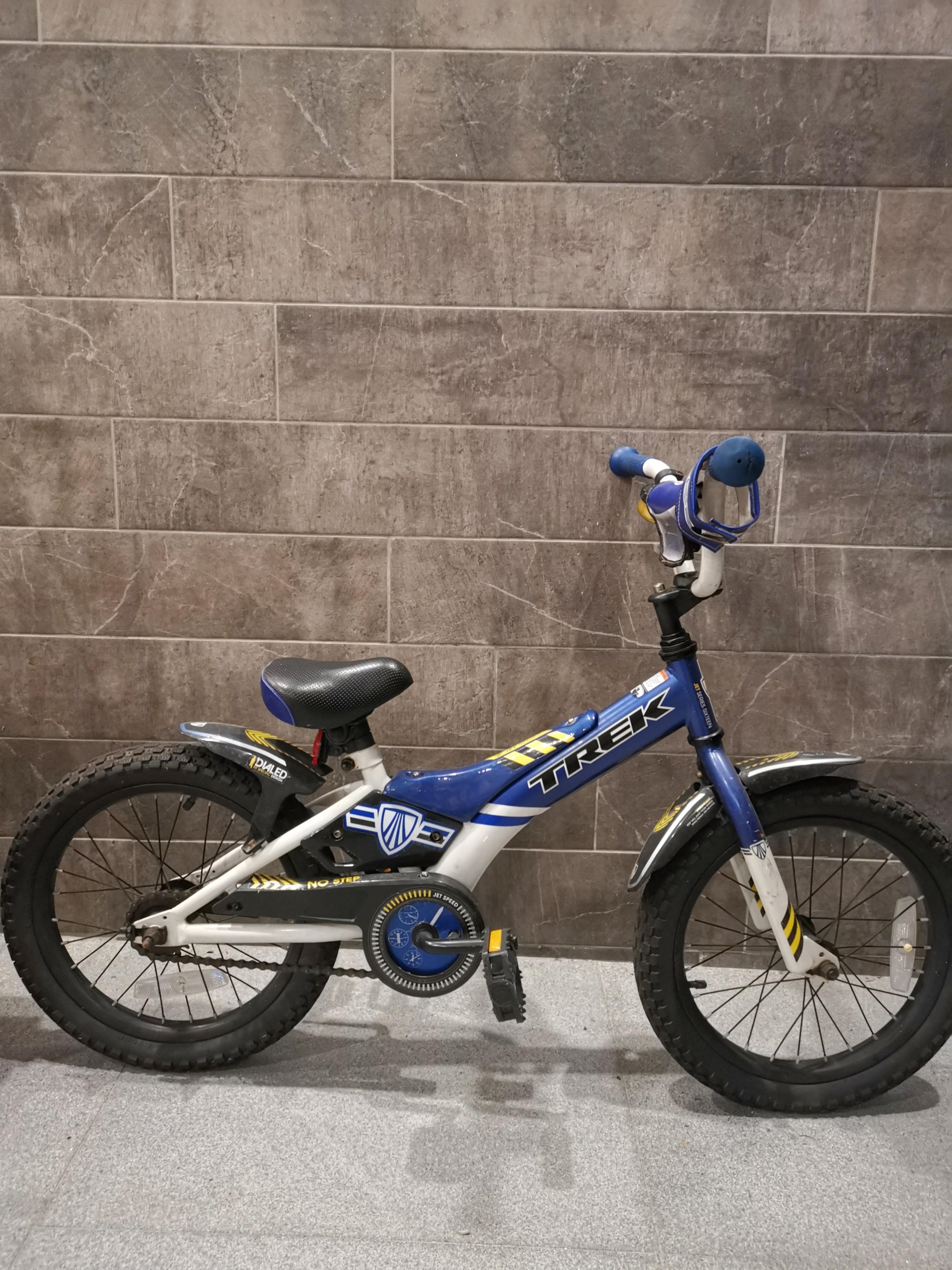 Brand new Trek 16\
