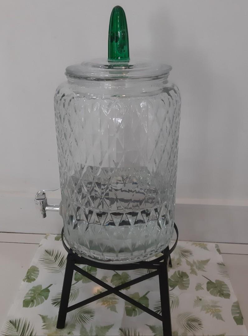 Cactus outlet water dispenser