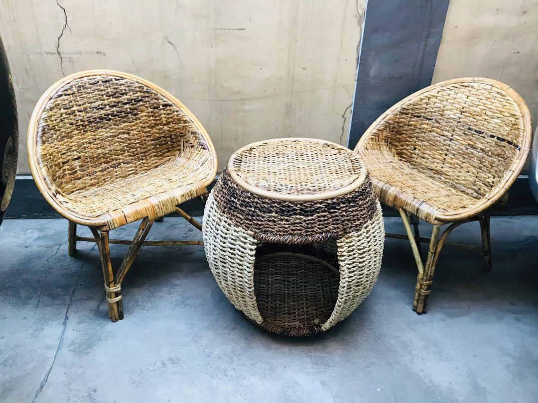 Dual purpose rattan coffee table / Pet house set (Category: Tables & Sets) located in Paranaque City. Submitted by FLess.ph (Listing ID 1090726355, Image 1). Description: Rattan Dual purpose coffee table set Set includes : 2 pcs senior size egg chair 1 pc dual purpose center table/ pet house ( big in actual ) Grab this for Php 4800 only!! .
