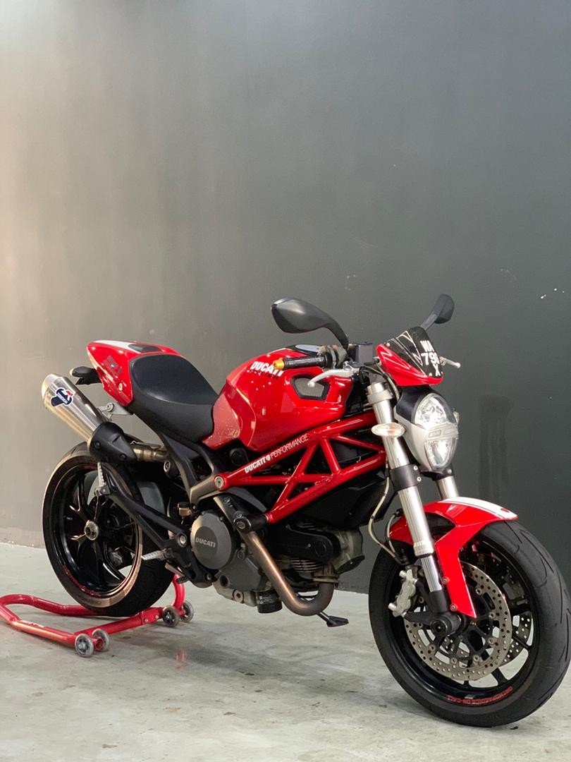 Ducati Monster 796 ABS Motorbikes on Carousell