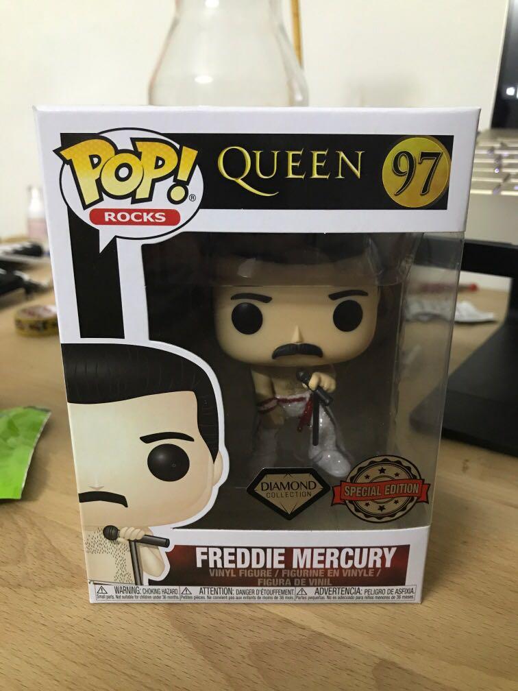 Freddie mercury funko pop diamond deals