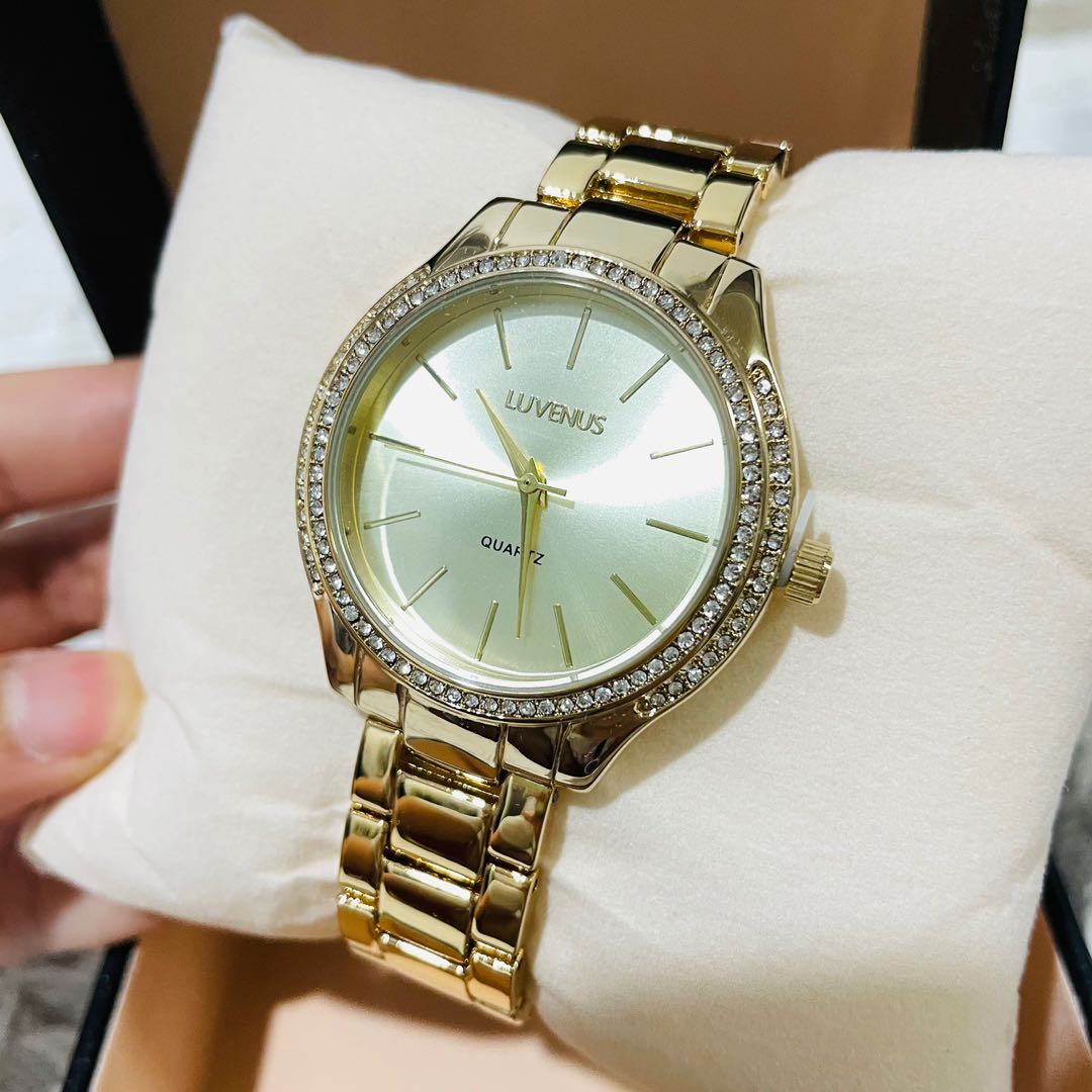 Gold watch for women price new arrivals