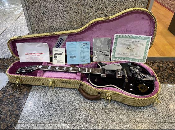 Gretsch double deals jet case