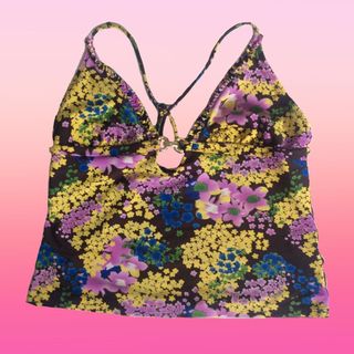 (Category: ) located in . Submitted by atsecondhand (Listing ID 1090756697, Image 1). Description: .