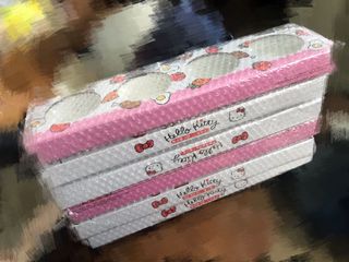 （分類：）位於 。 由 annagua 提交（商品編號 1089751342，圖片 1）。簡介： 。