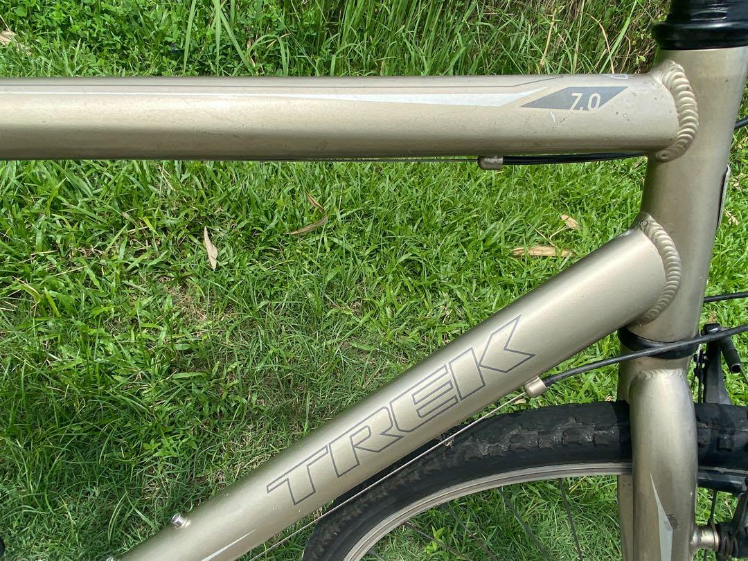 trek 700c hybrid