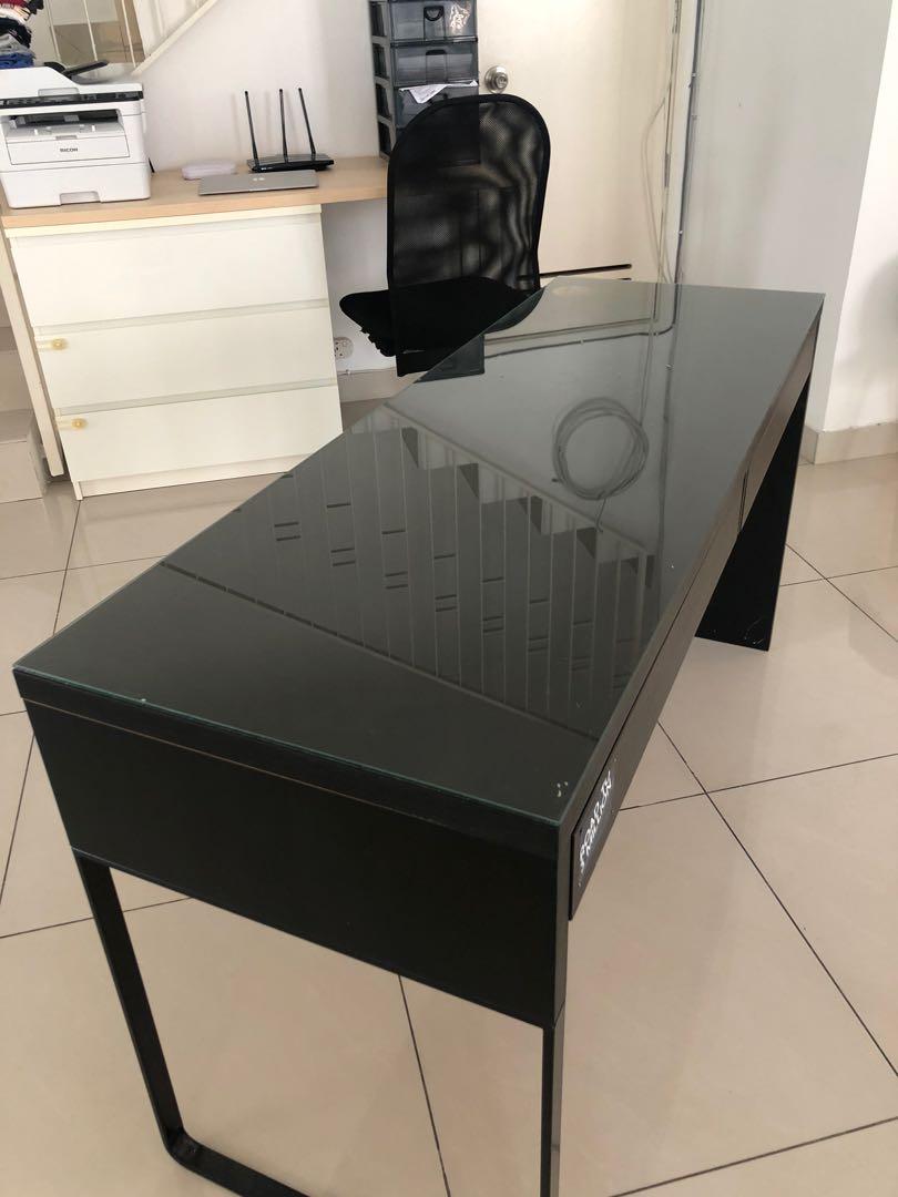Ikea micke outlet glass top