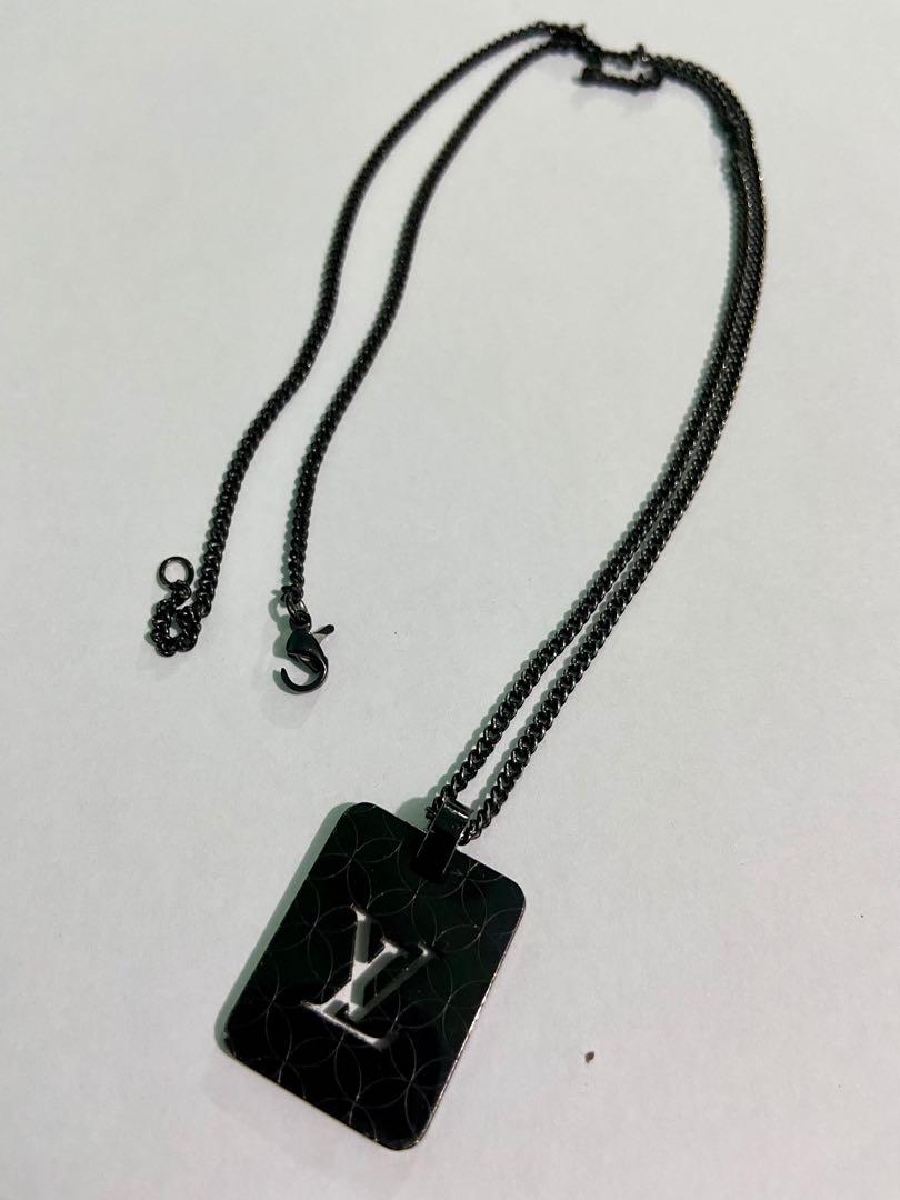 lv necklace black