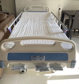 (Category: ) located in . Submitted by 2ndhandmnl (Listing ID 1090807227, Image 1). Description: .