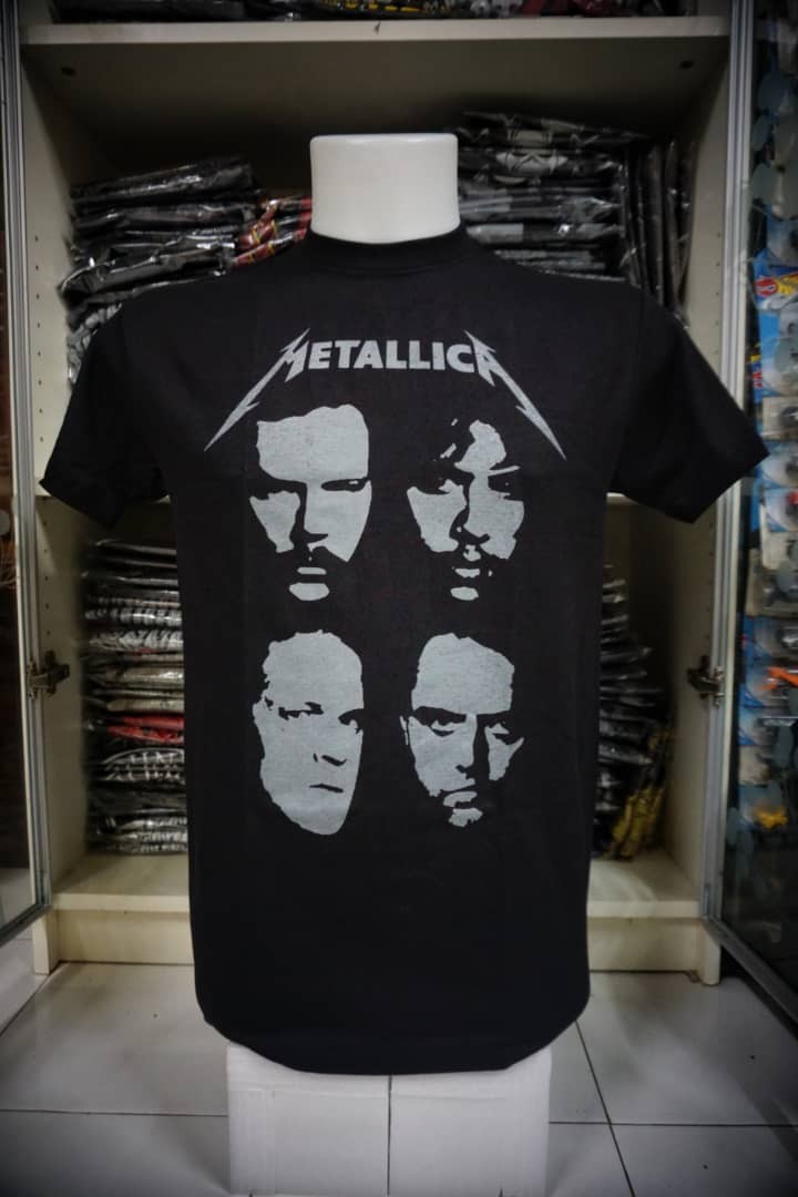 Metallica t-shirt black album shop