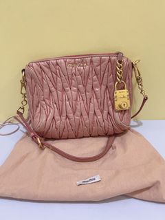 （分類：）位於 。 由 yellowwly 提交（商品編號 1090819009，圖片 1）。簡介： 。