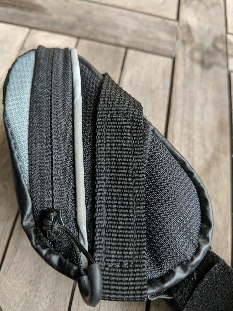 Original Giant Saddle Bag, Sports Equipment, Bicycles & Parts, Bicycles