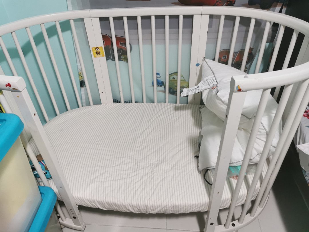 Berço store stokke sleepi