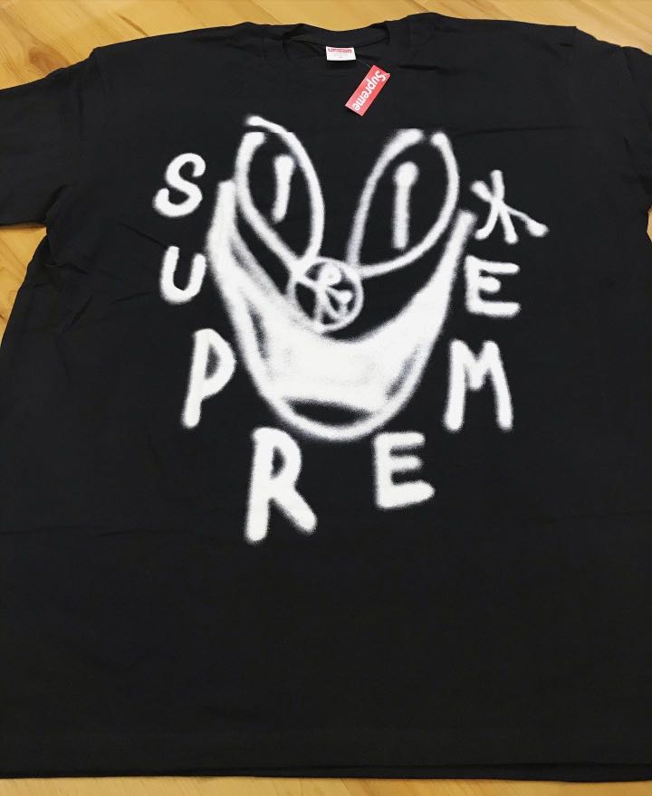 SUPREME Smile Tee, Men's Fashion, Tops 