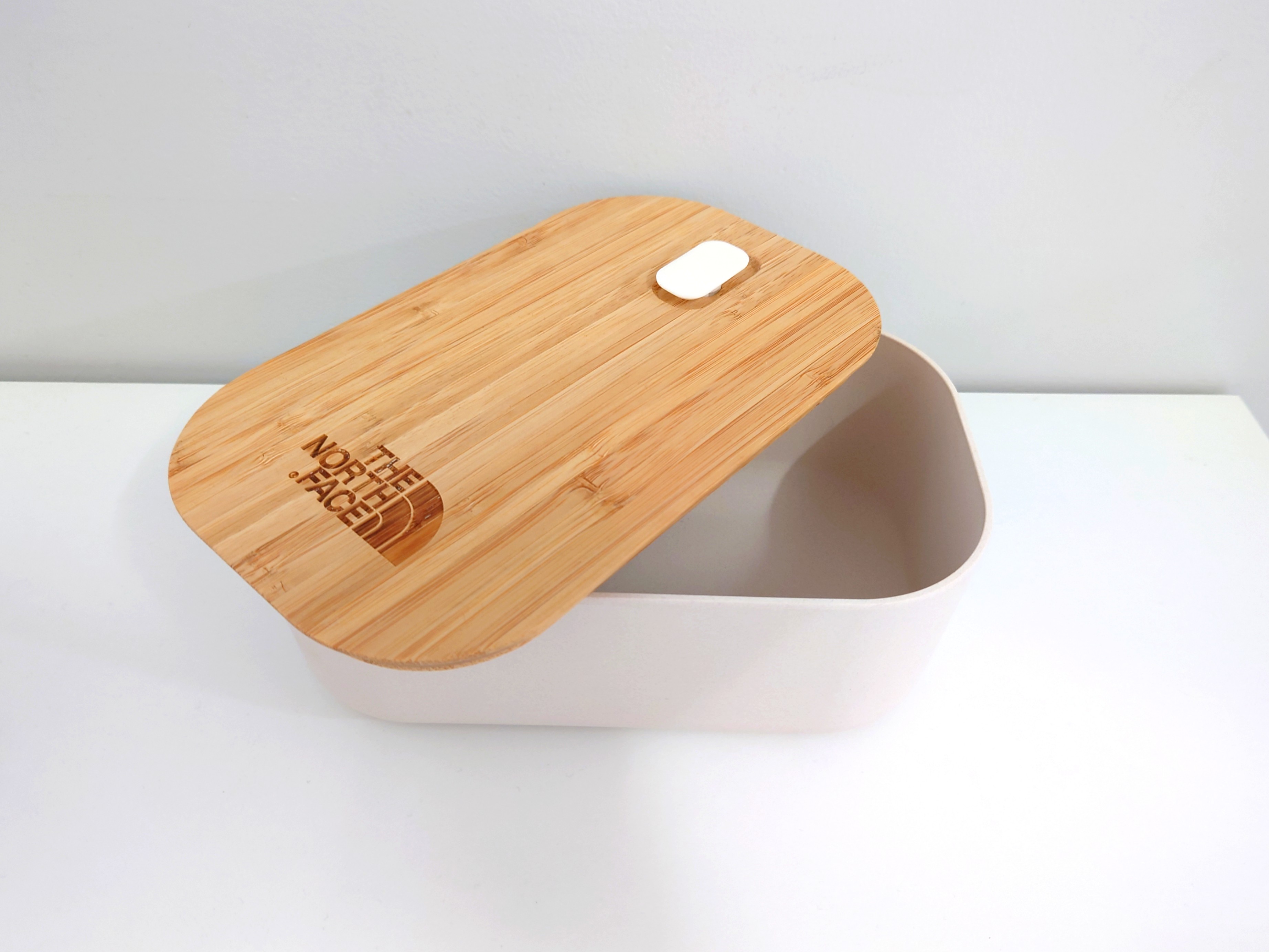 North face lunch shop boxes