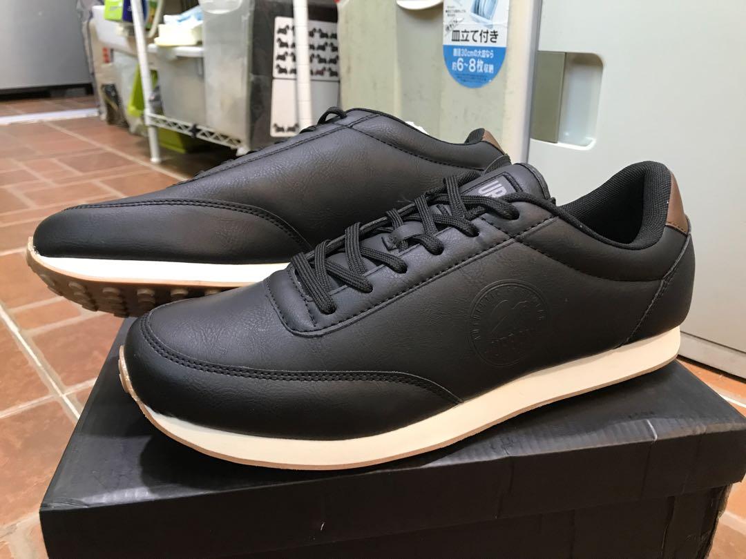 Urban authentic footwear top