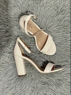 (Category: ) located in . Submitted by destash.queen (Listing ID 1090726206, Image 1). Description: .