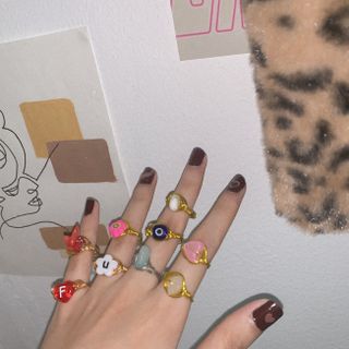 (Category: ) located in . Submitted by aurorathrift (Listing ID 1090864126, Image 1). Description: .