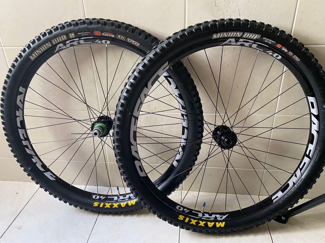 hope 29er boost wheelset