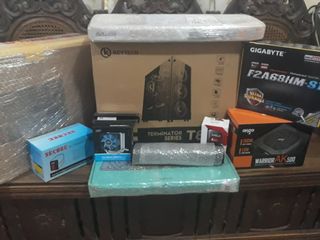 (Category: ) located in . Submitted by techtoysnmore (Listing ID 1085390537, Image 1). Description: .