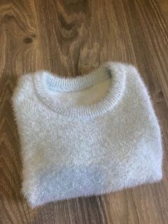 (Category: ) located in . Submitted by sandrawardrobe (Listing ID 1084914467, Image 1). Description: .
