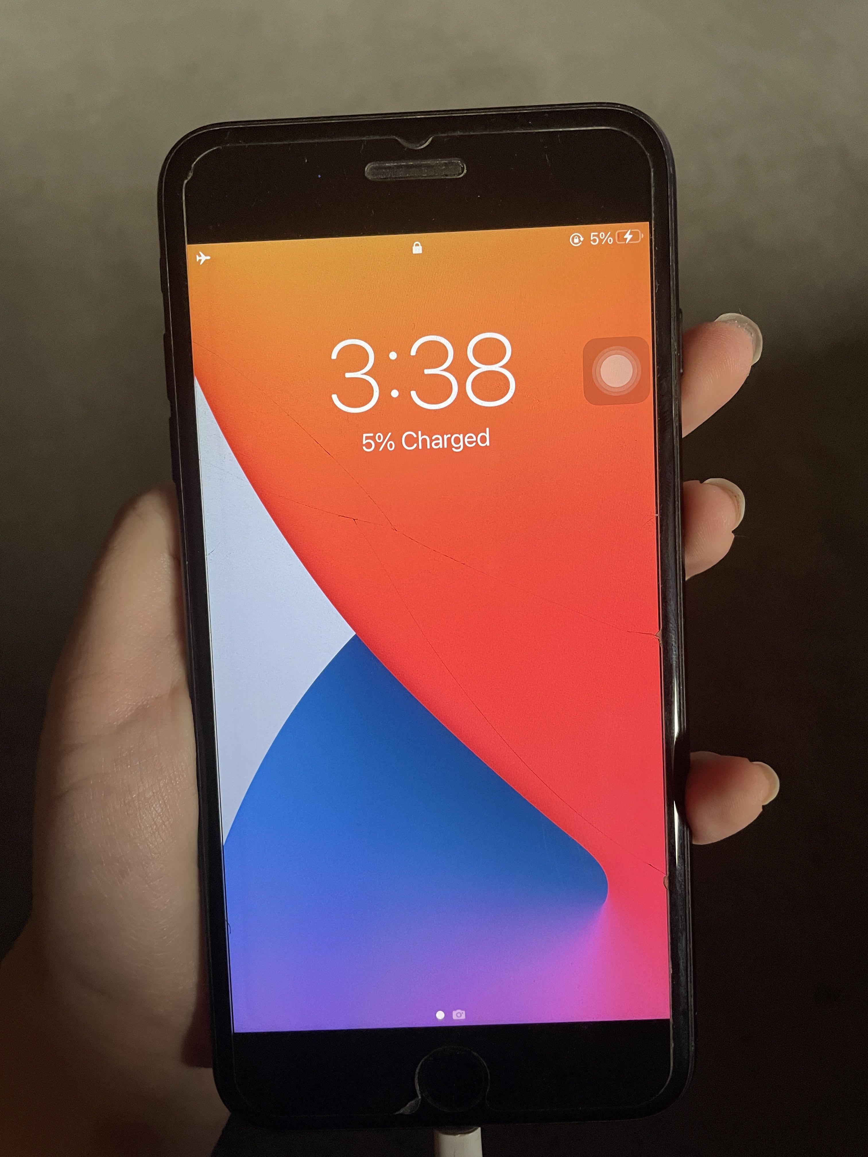 Black iPhone 7 Plus 128GB (Category: iPhone 7 Series) located in Marikina City. Submitted by closetb21 (Listing ID 1085508368, Image 2). Description: Black iPhone 7 plus 128GB 79% battery health Signs of usage (very small scratches) Cracked SCREEN PROTECTOR No internal issues Globe locked PM FOR MORE PHOTOS.