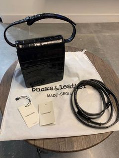 （分類：）位於 。 由 shoebagholic 提交（商品編號 1085464682，圖片 1）。簡介： 。