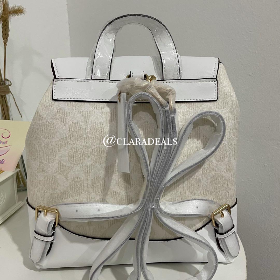 Coach elle backpack hotsell in signature canvas