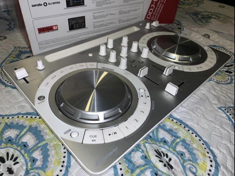 DDJ WEGO3 (Category: Other Audio Equipment) located in Makati City. Submitted by sellim_ (Listing ID 1085387392, Image 1). Description: Good as new. Complete with box and accessories. Negotiable. RFS: Di magagamit.
