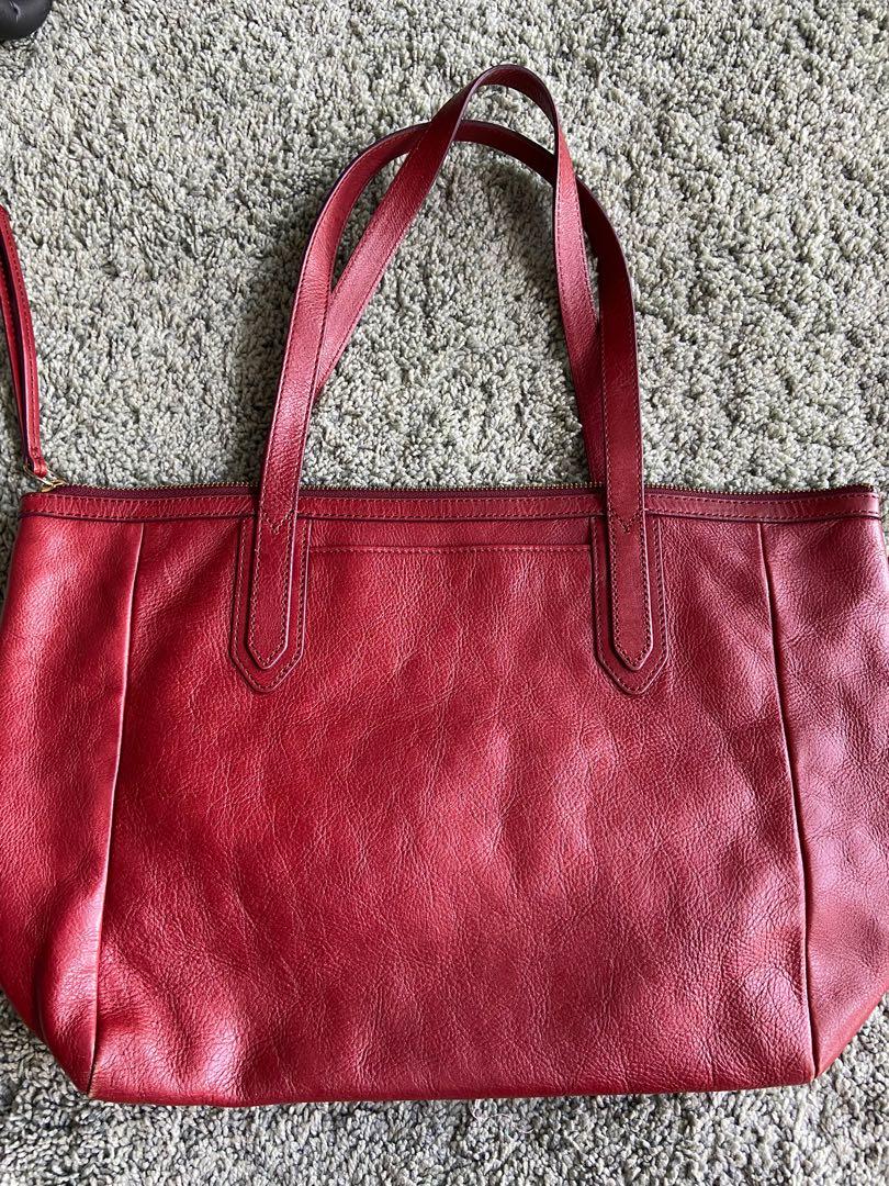Fossil tote sale 2025